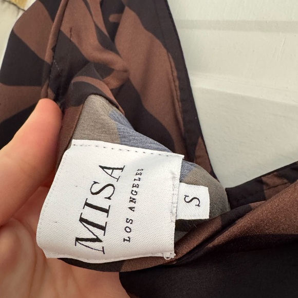 MISA TOVA DRESS - Fred Brown Tropical Pattern Maxi Dress - Picture 6 of 6